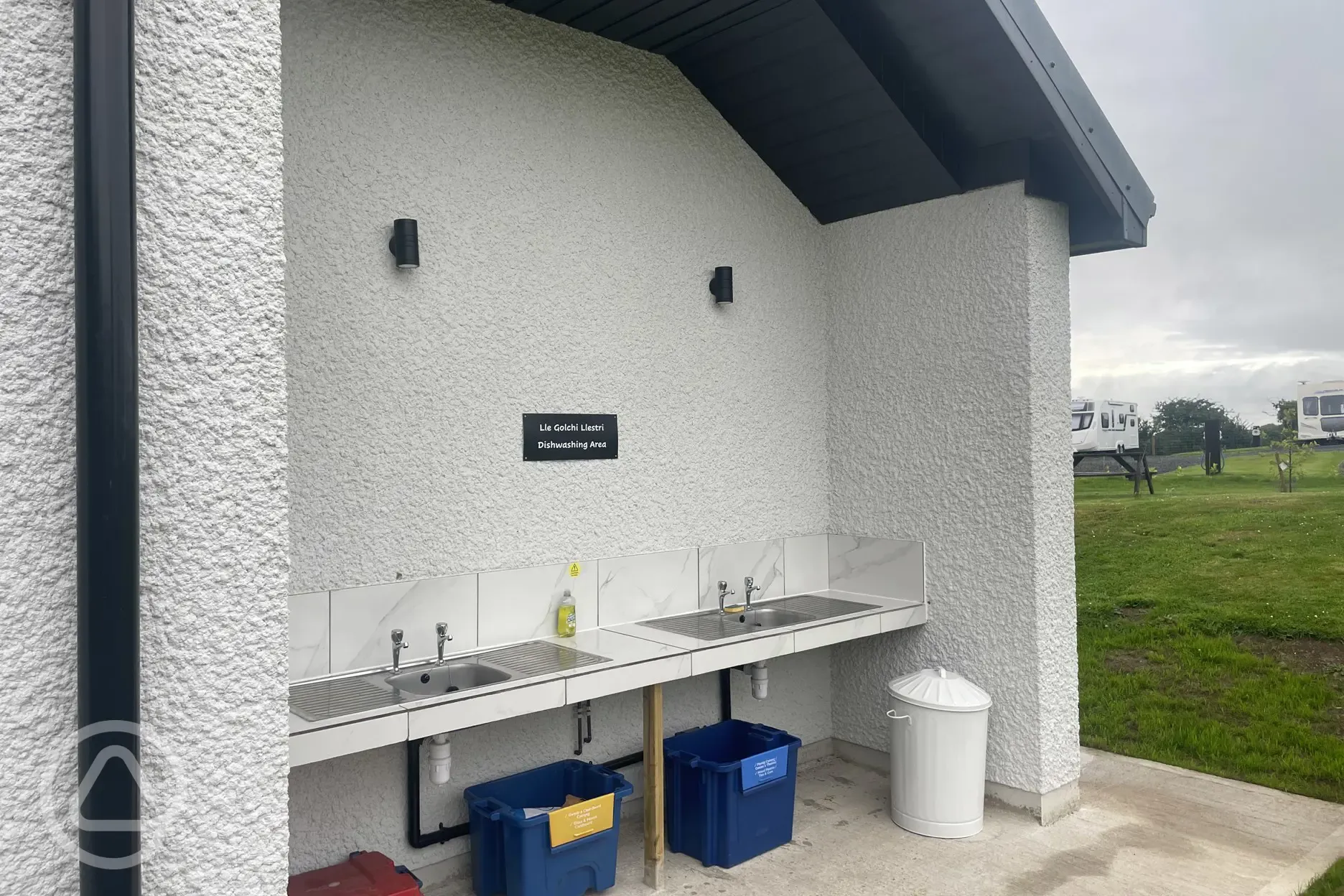 Washing up area
