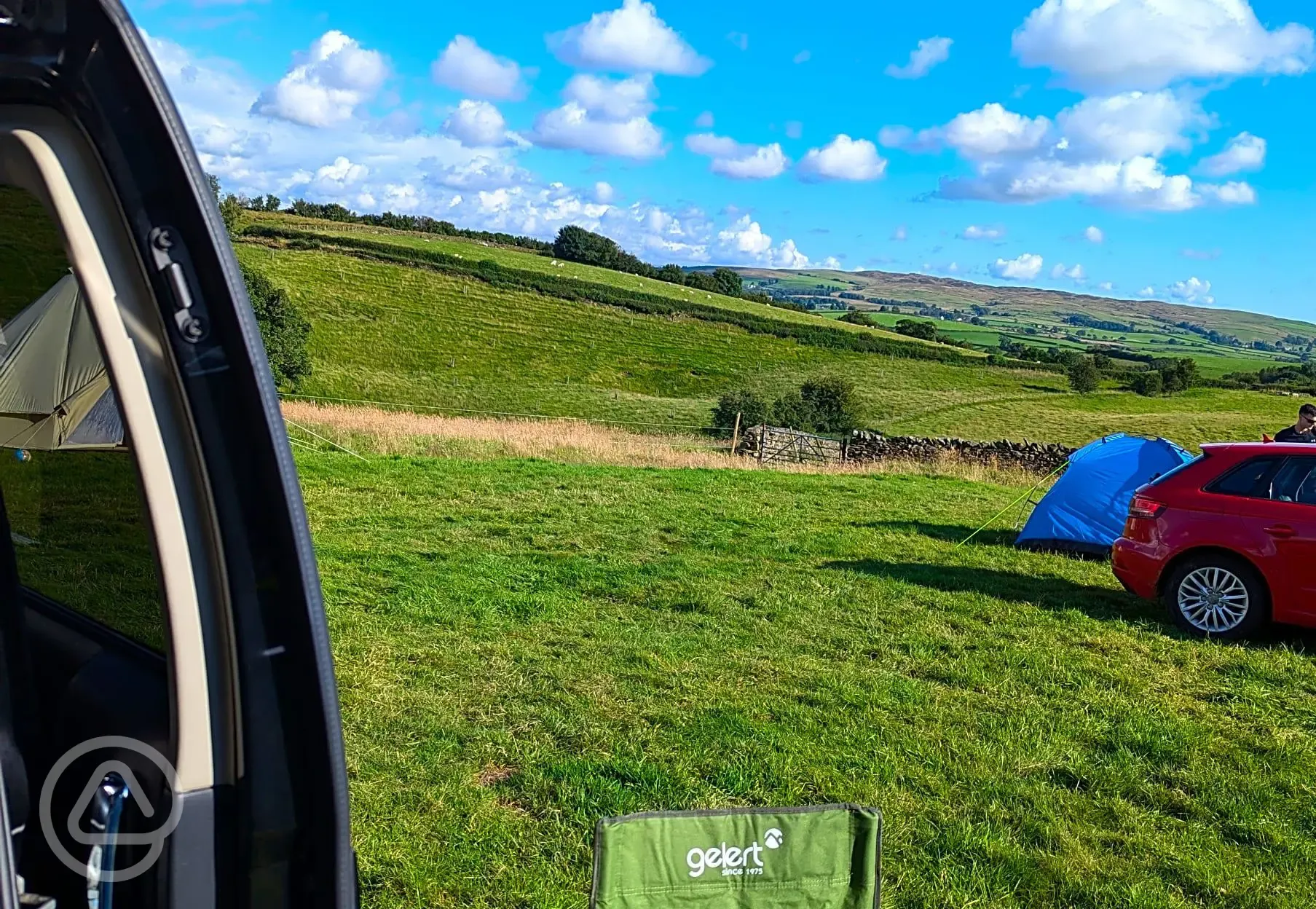 Non electric grass tent pitches