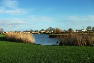 Fishing lakes at Roach Farm stocked with carp, bream, roach, rudd and more 