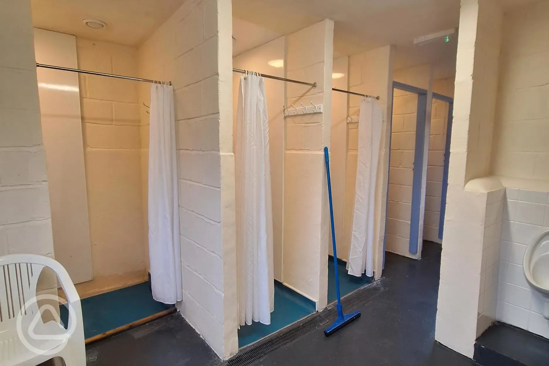 Men's showers