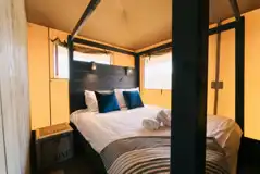 Safari lodge bedroom Safari lodge bedroom