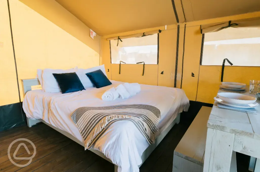 Family safari tent double bed