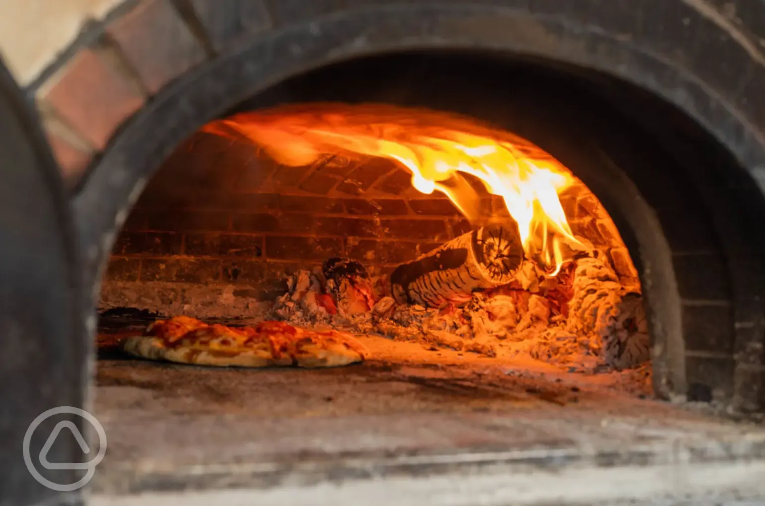 Bar Paradiso wood-fired pizza