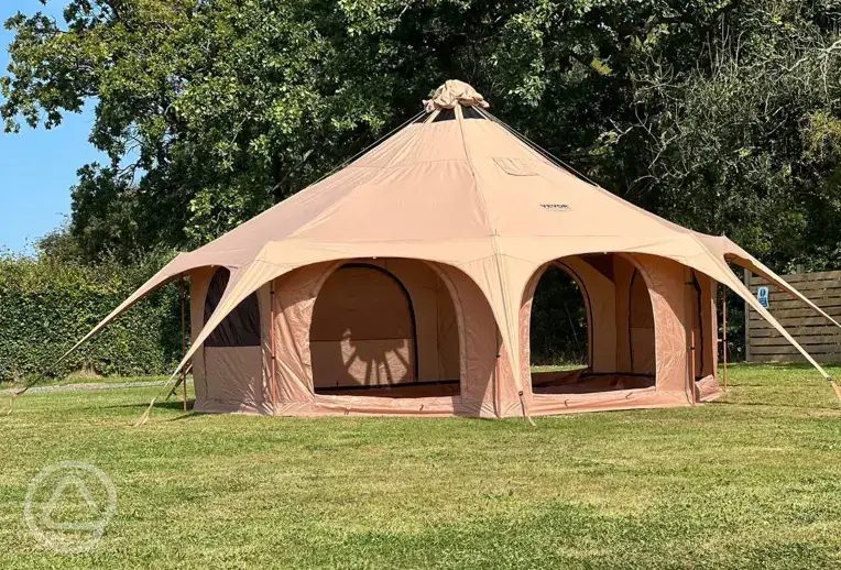 Ready tent