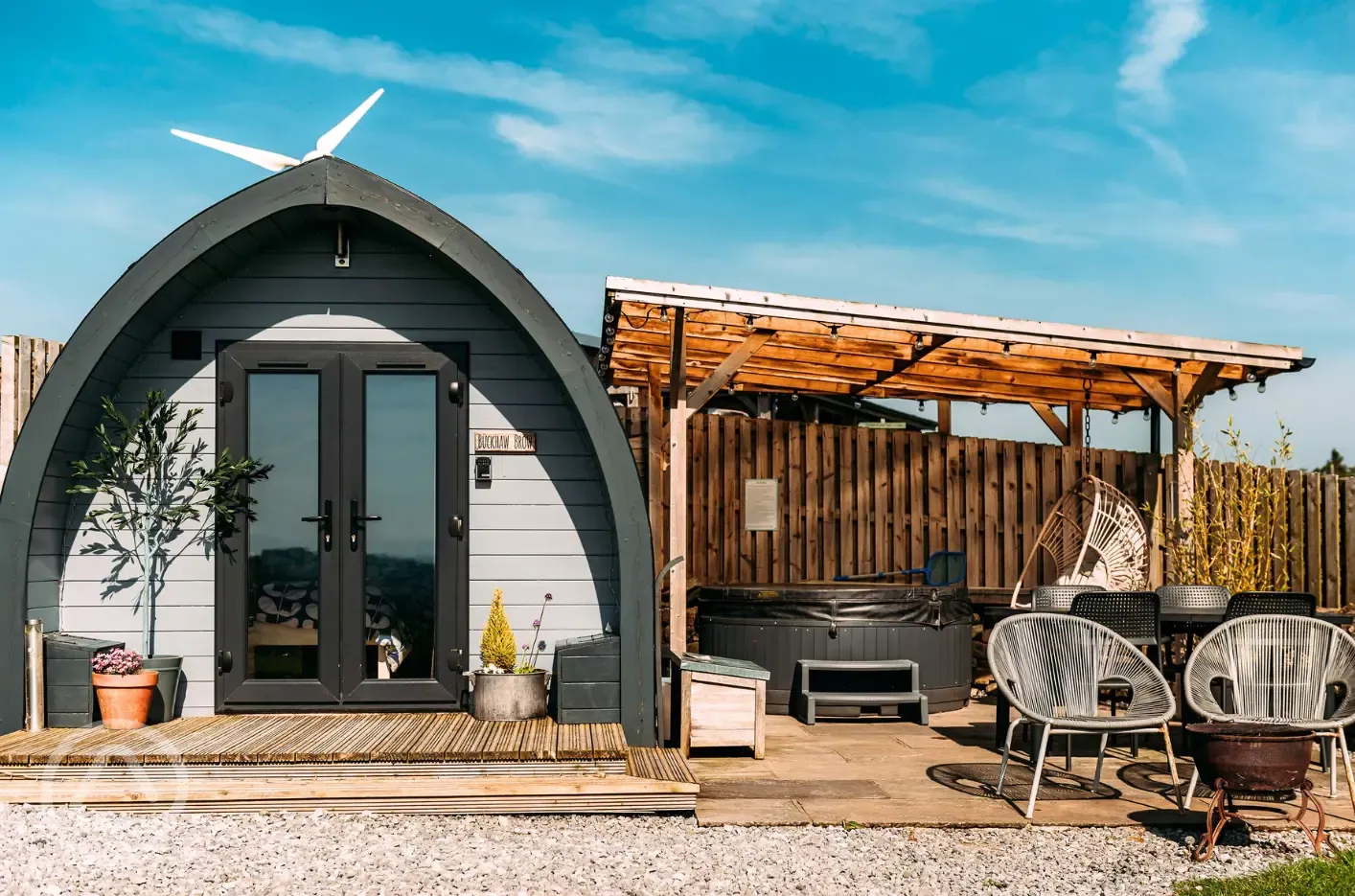 Buckhaw Brow glamping pod