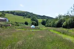 Non electric grass pitches for tents, campervans and trailer tents