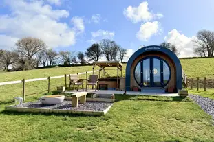 Four Paws Glamping, Aberystwyth, Ceredigion