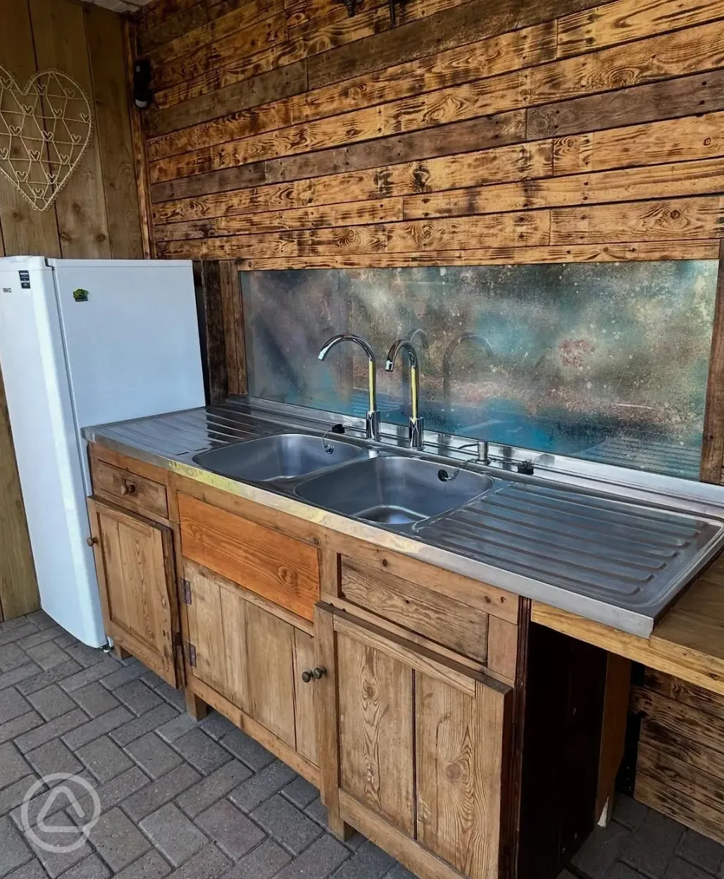 Shared washing up area
