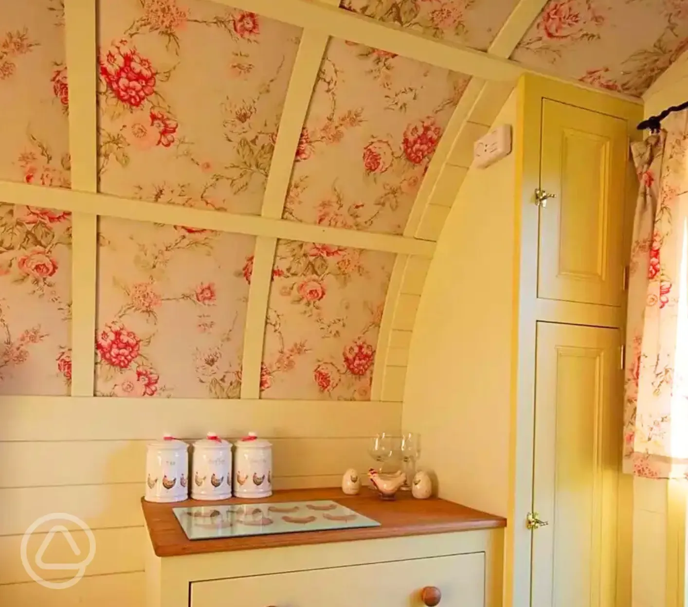 Bow top gypsy caravan storage