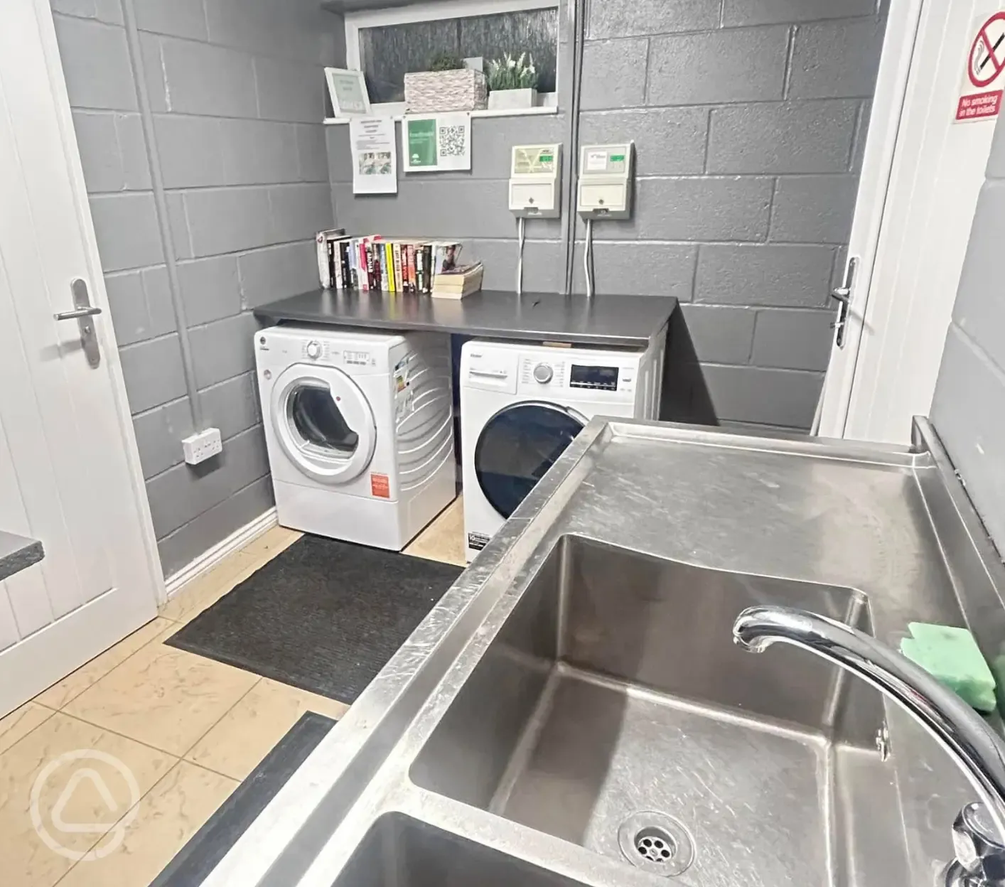 Washing up area and laundry room
