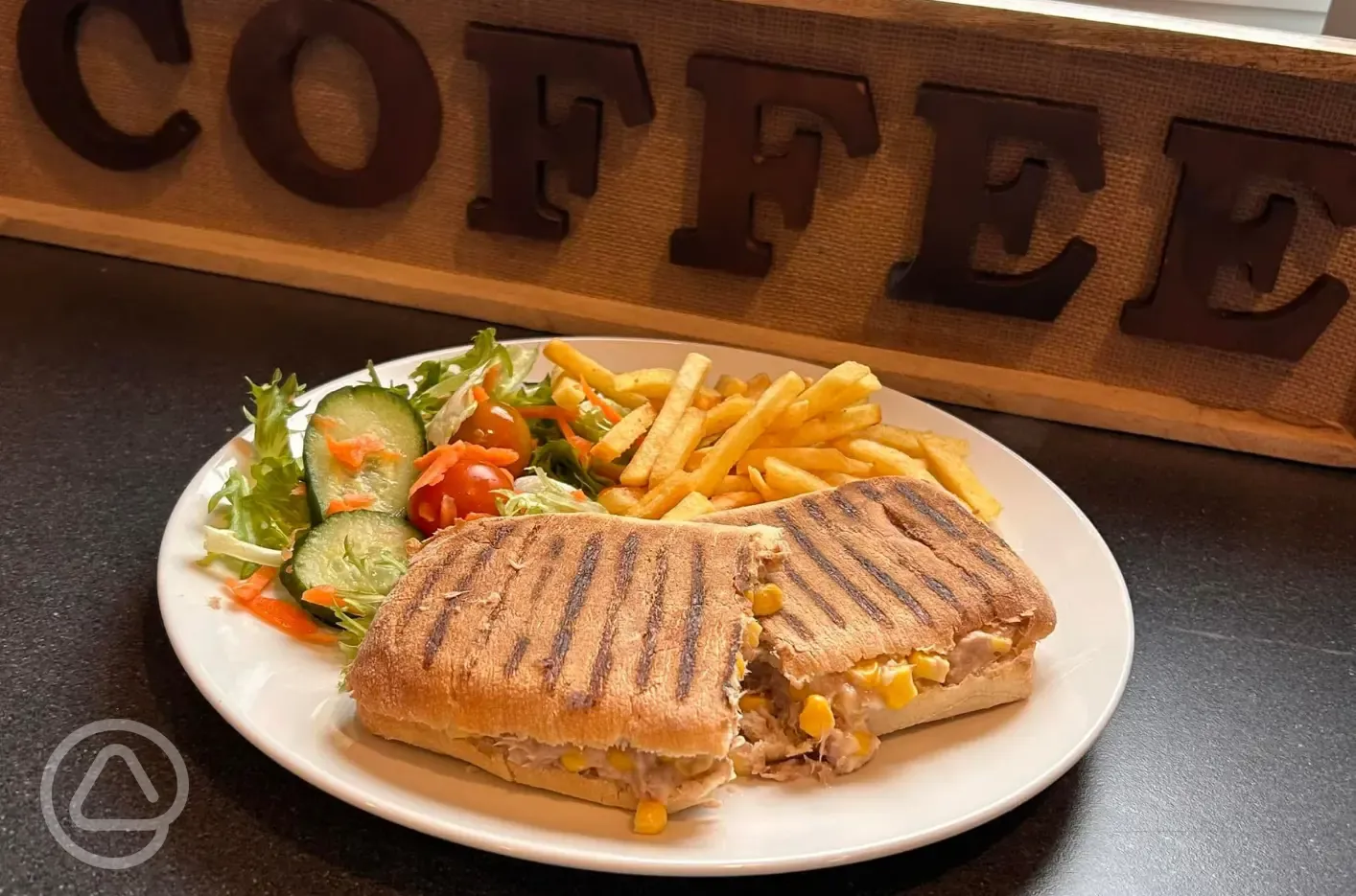 Tea room lodge - lunch