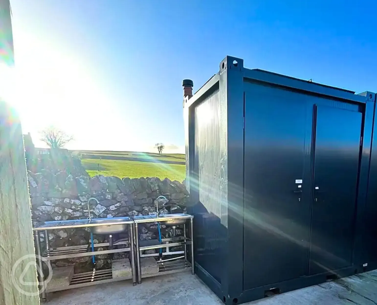 Facilities and washing up area
