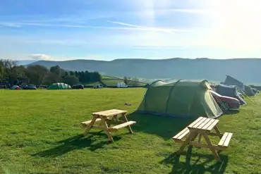 Non electric grass tent pitches