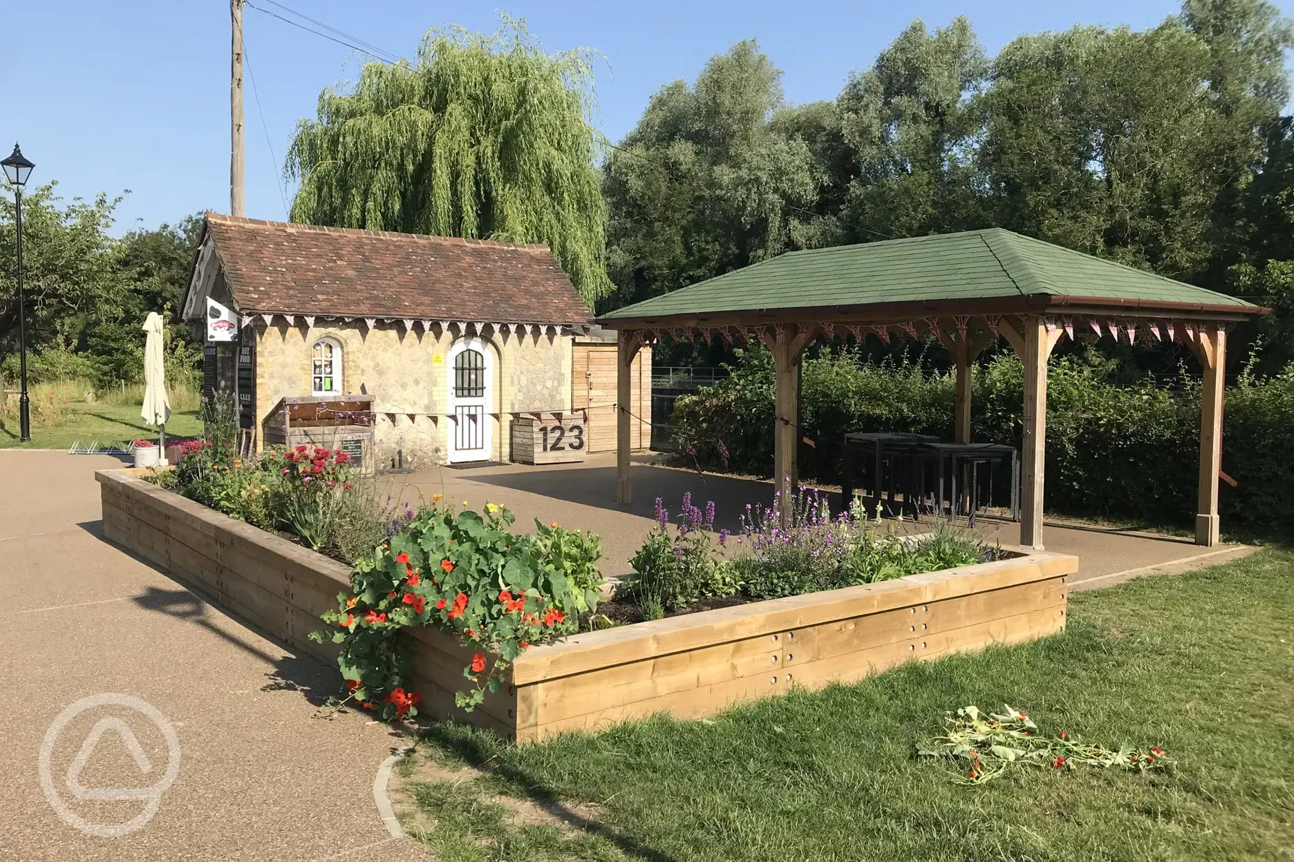The Little Old Toll House Cafe