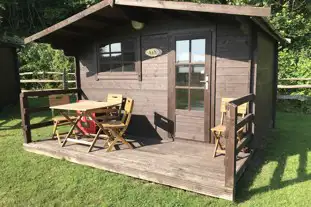 Allington Lock Camping and Cabins, Allington, Kent