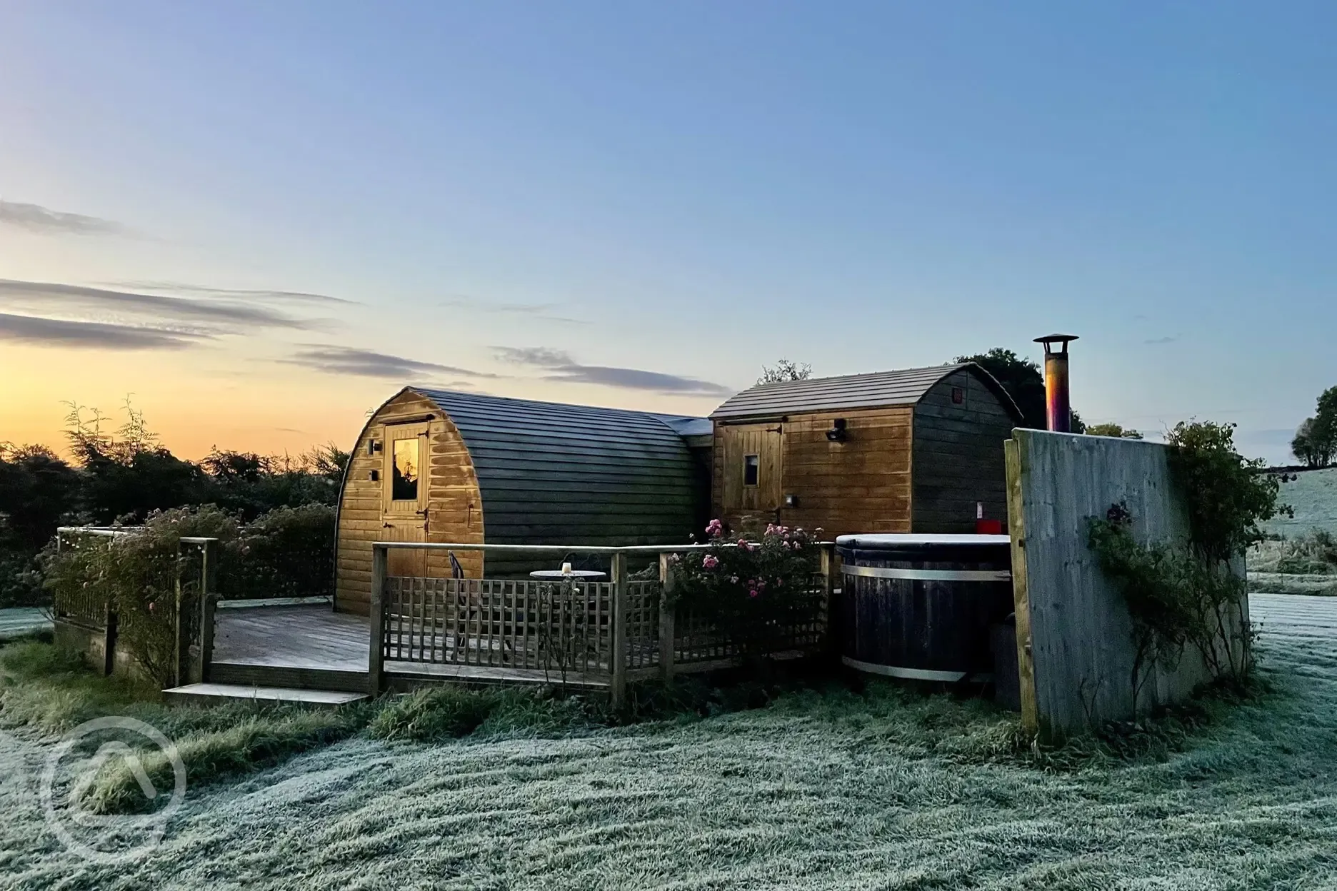 Embden glamping pod at night