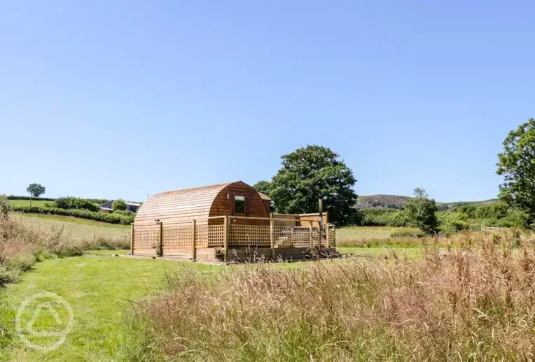 Embden glamping pod with hot tub