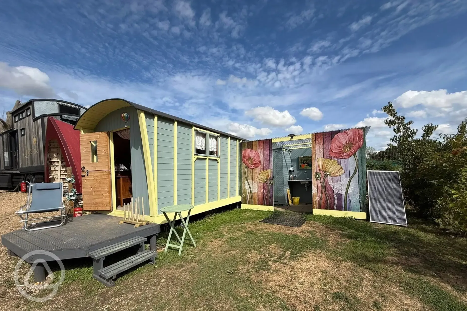 Shepherd's hut with facilities beside