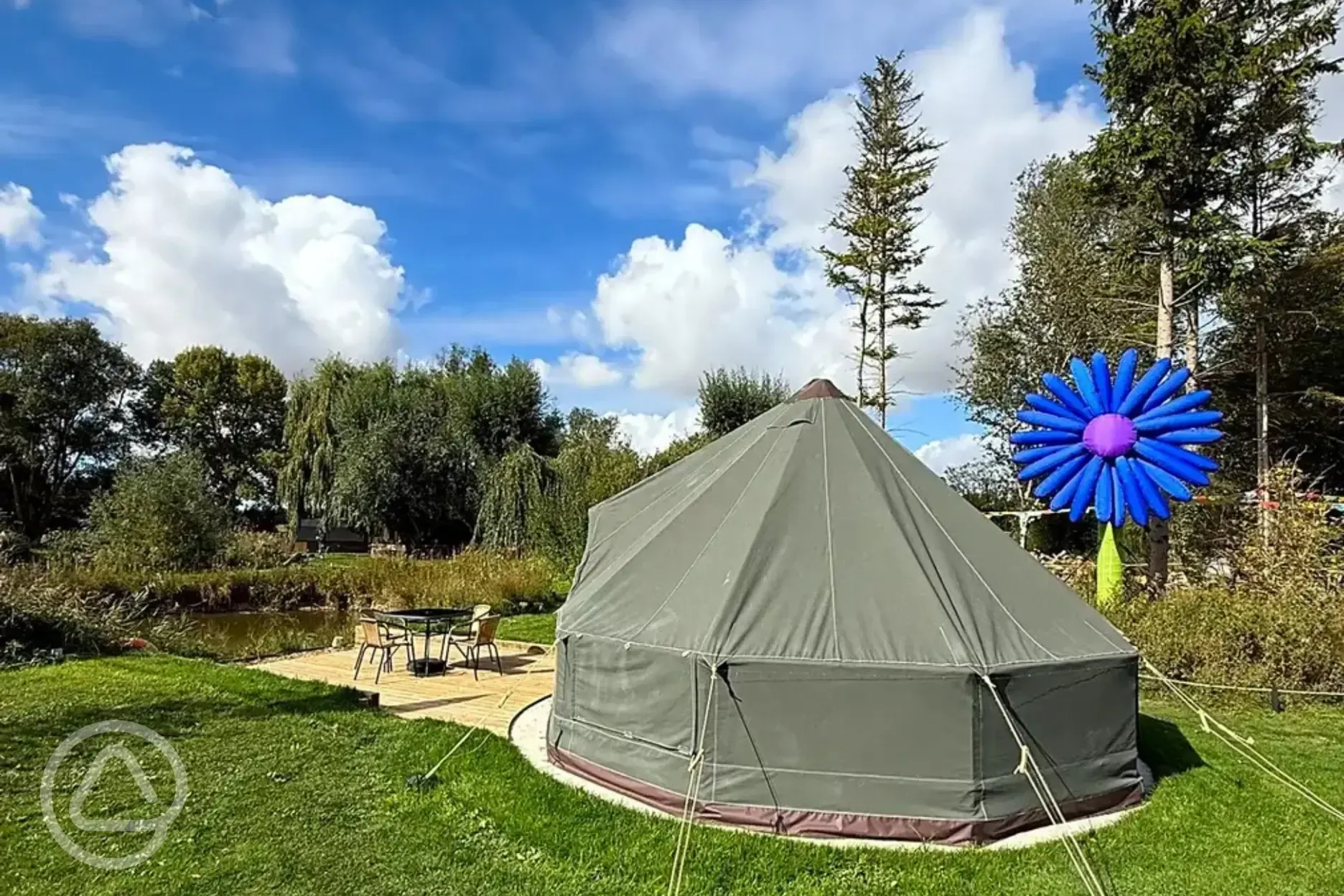 The Quirky Carp bell tent