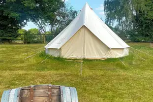 Meadow View Glamping, Tewin, Knebworth, Hertfordshire