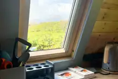Robins Nest glamping pod breakfast bar