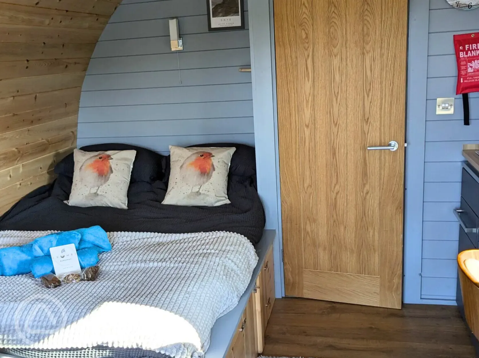 Robins Nest glamping pod interior