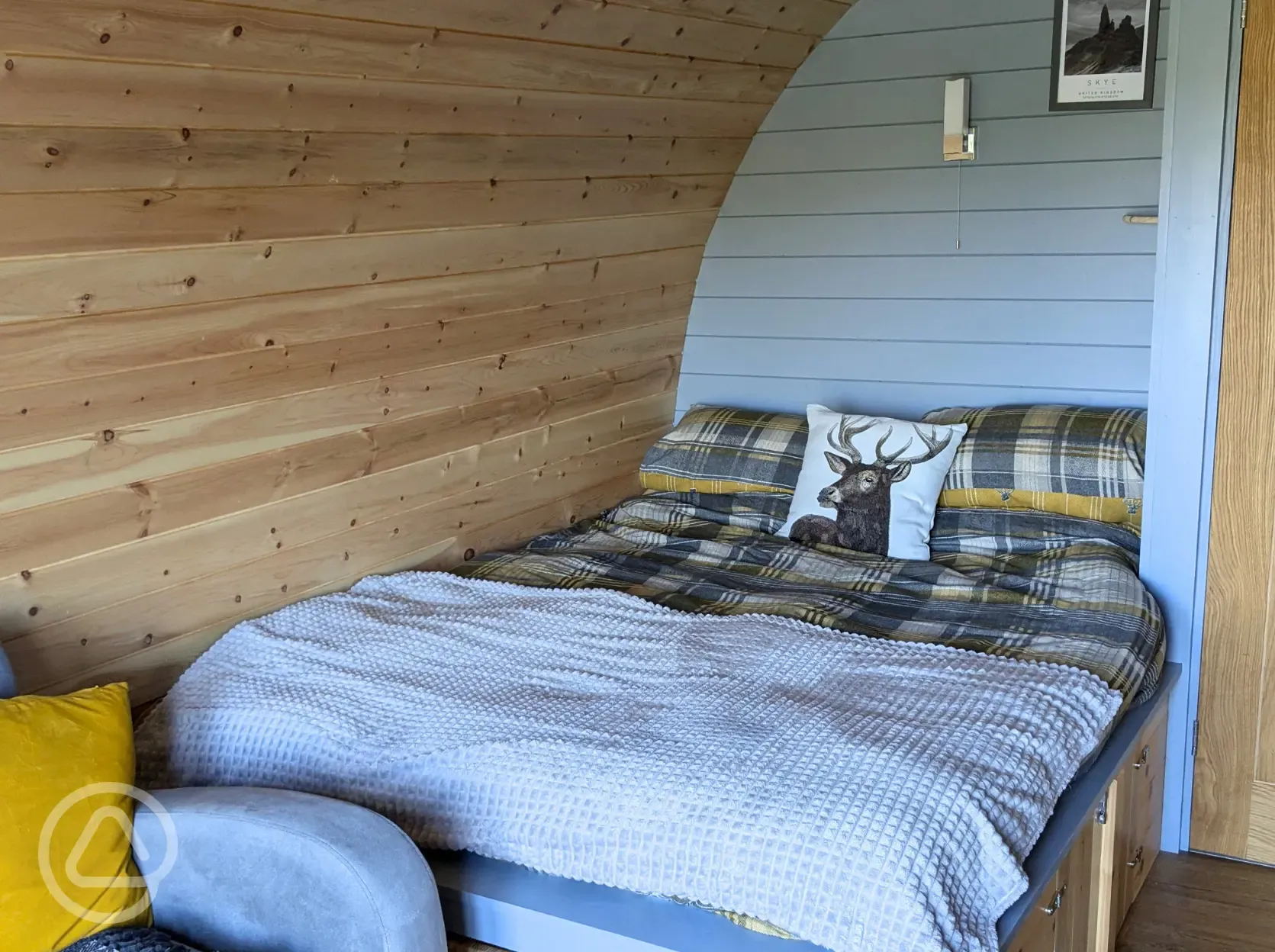 Robins Nest glamping pod interior