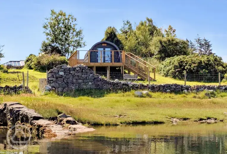 Robins Nest glamping pod with waterside views