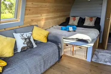 Robins Nest glamping pod interior