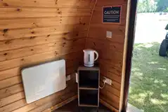 Camping pod with heating and a kettle Camping pod with heating and a kettle