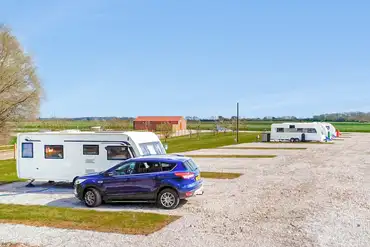 Fully serviced hardstanding and gravel pitches