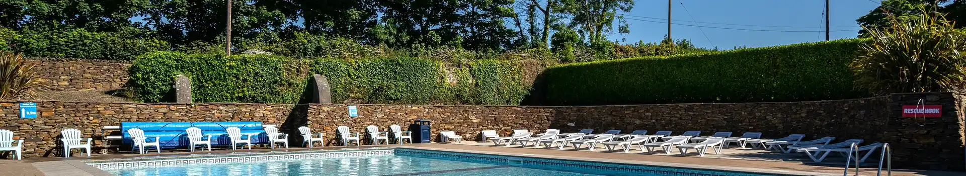 Campsites with swimming pools in Cornwall