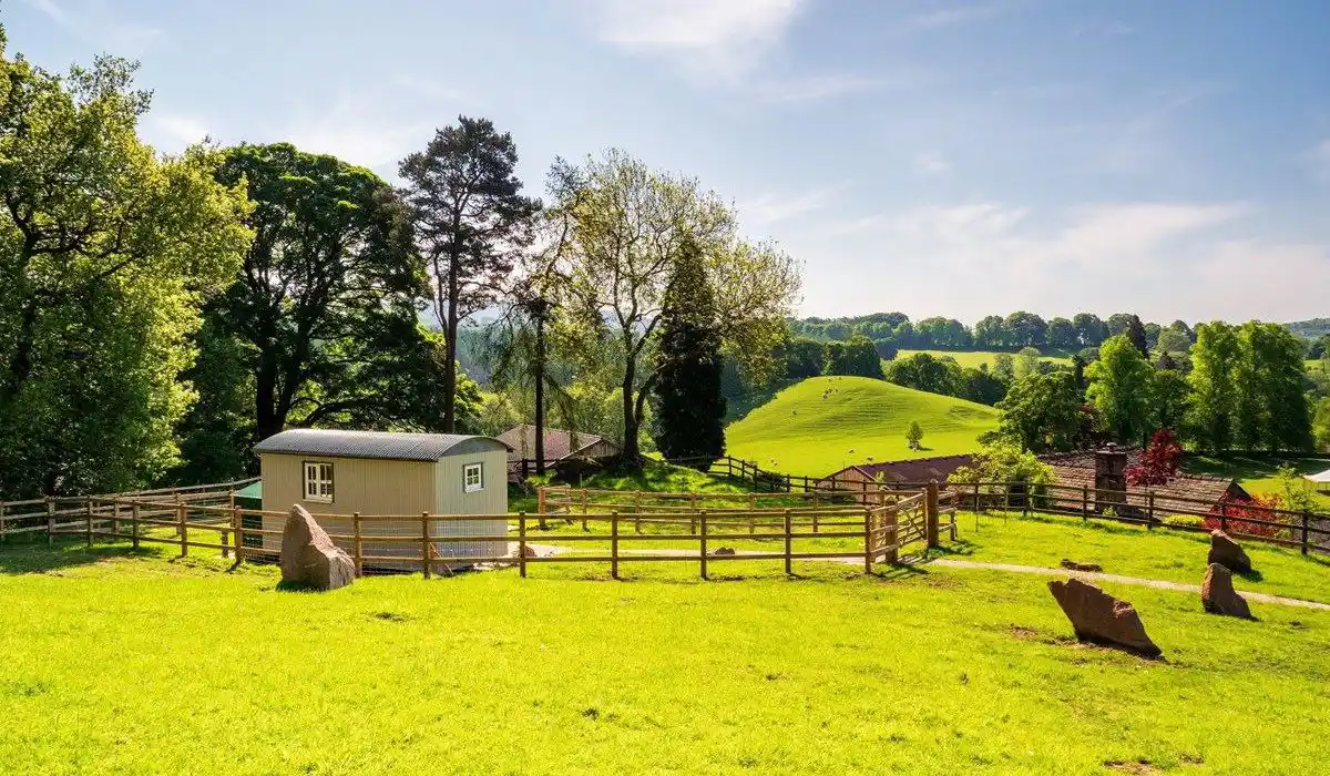 Peak District glamping