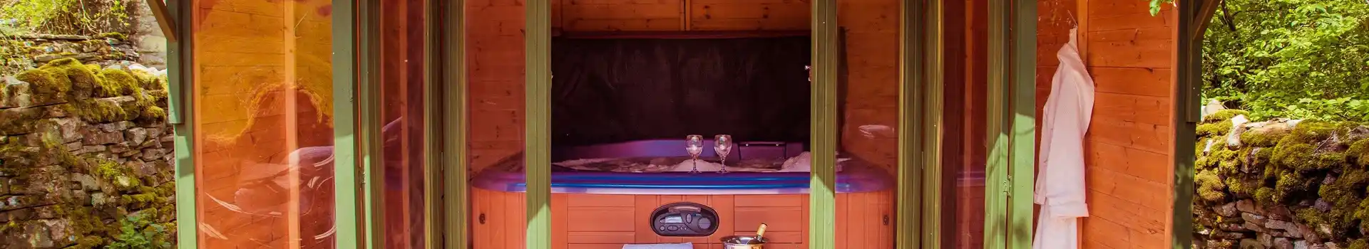 Glamping with hot tubs in North East England