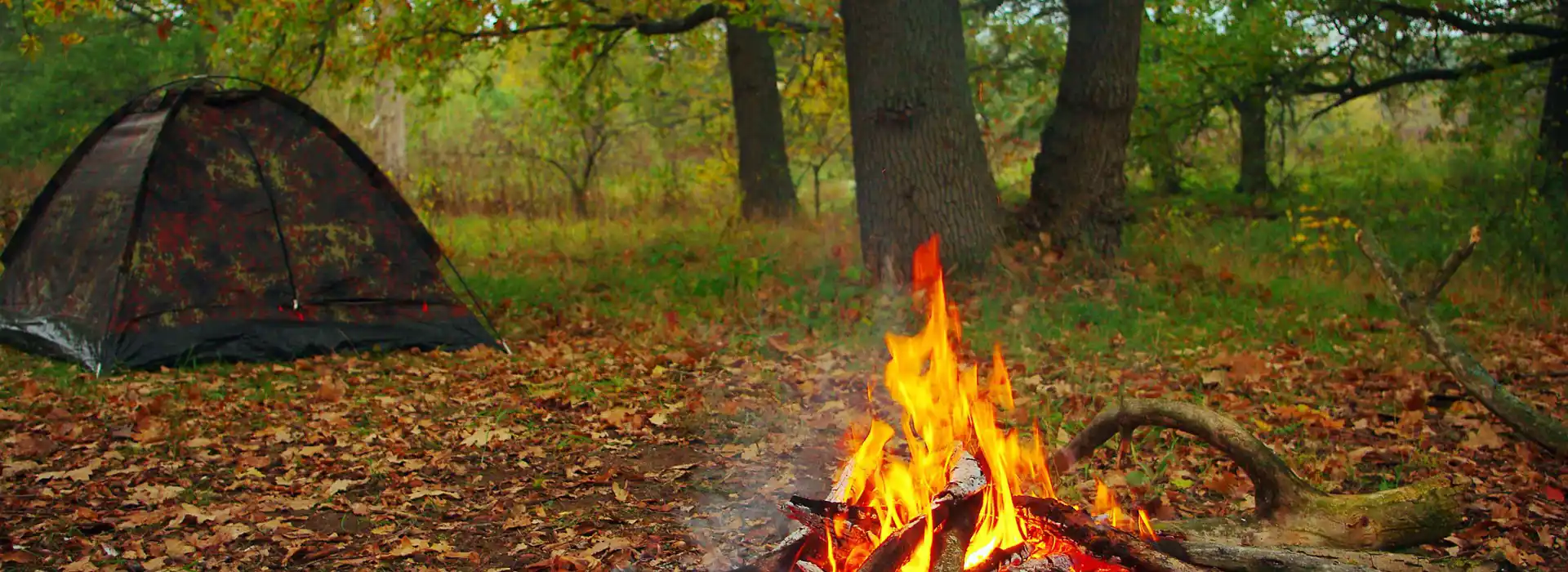 Campfire campsites in the Peak District