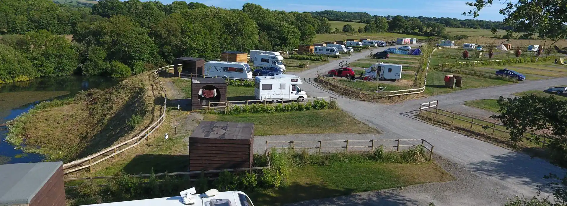 Touring pitches with hot tubs