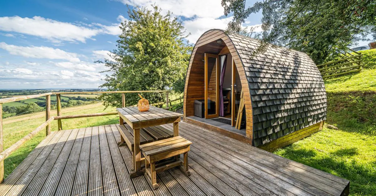 Glamping and camping pods in Derbyshire the Peak District