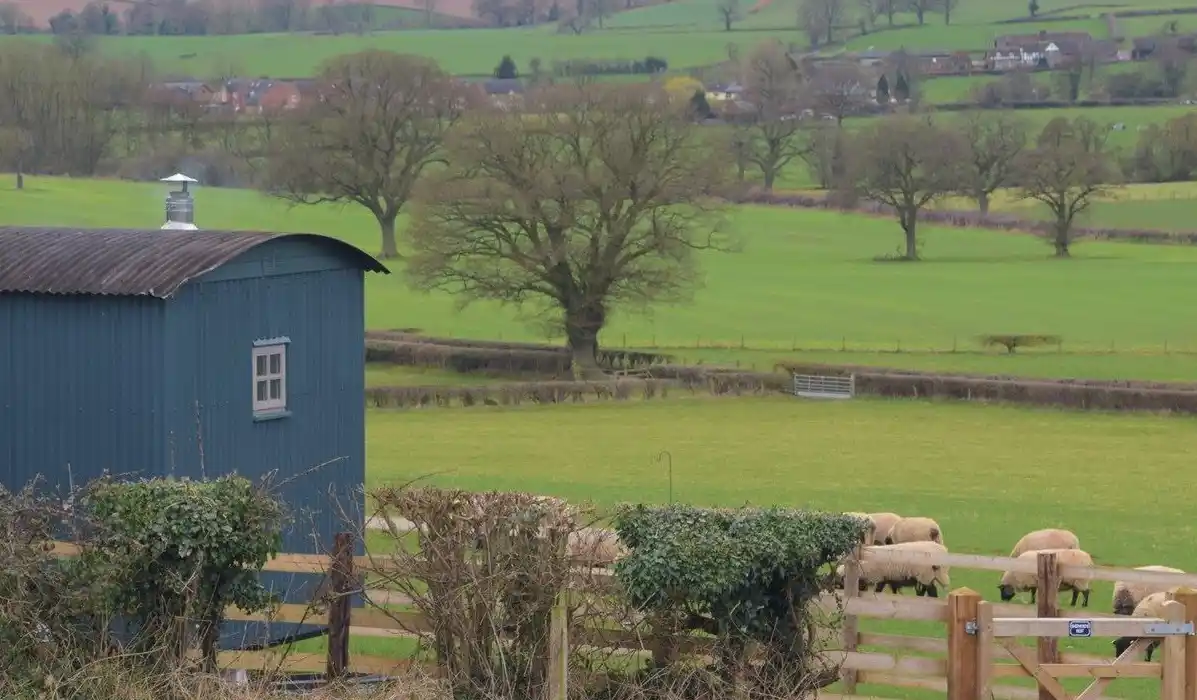 Craven Arms shepherd hut holidays