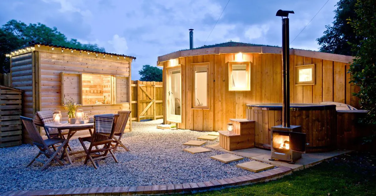 50 Best Glamping Sites In The UK - Find And Book Now