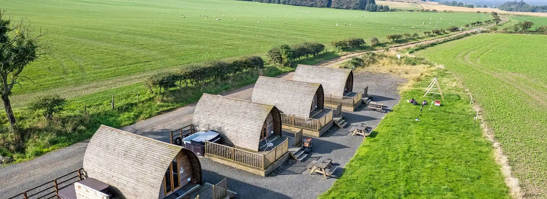 Camping and glamping pods in Edinburgh and the Lothians