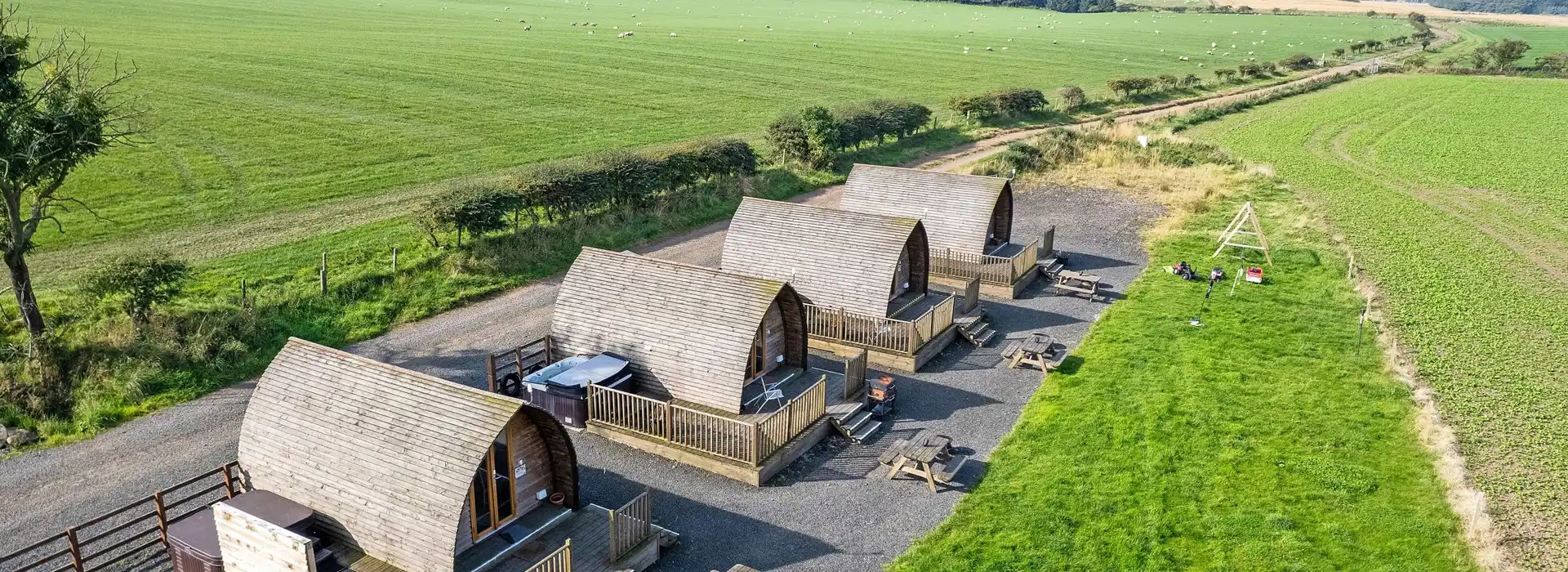 Edinburgh camping and glamping pods with hot tubs