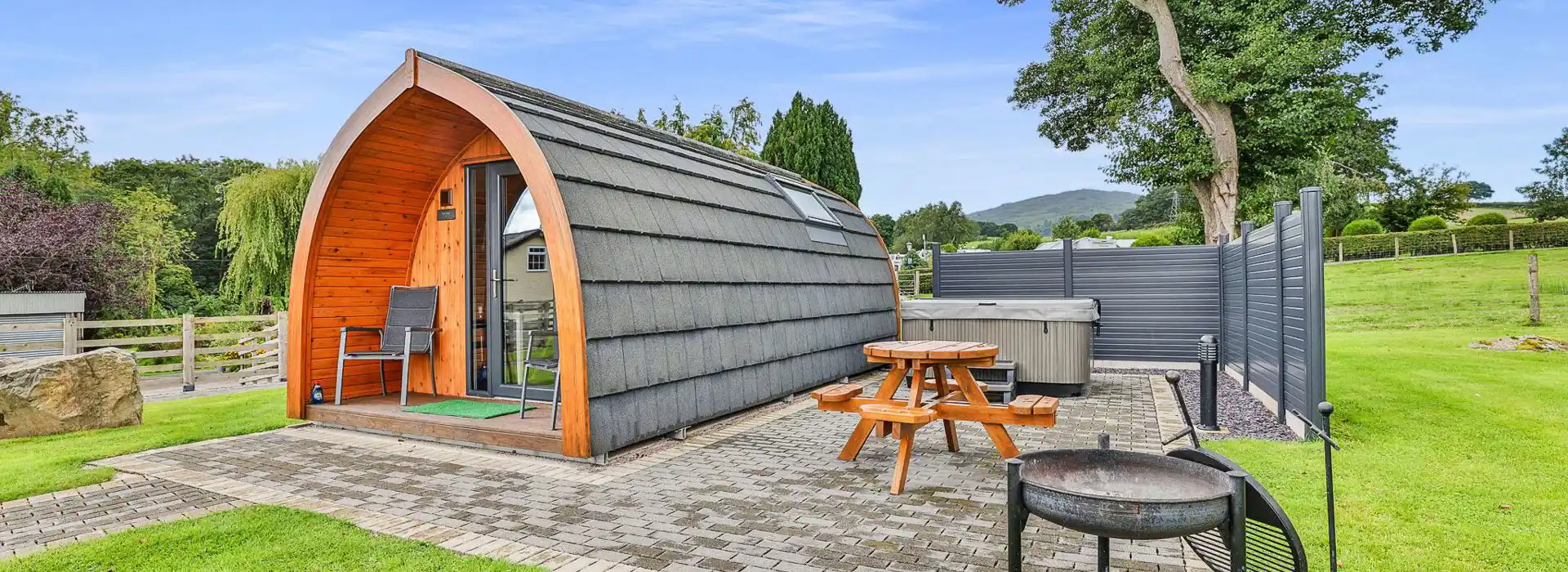 Betws-y-Coed camping and glamping pods
