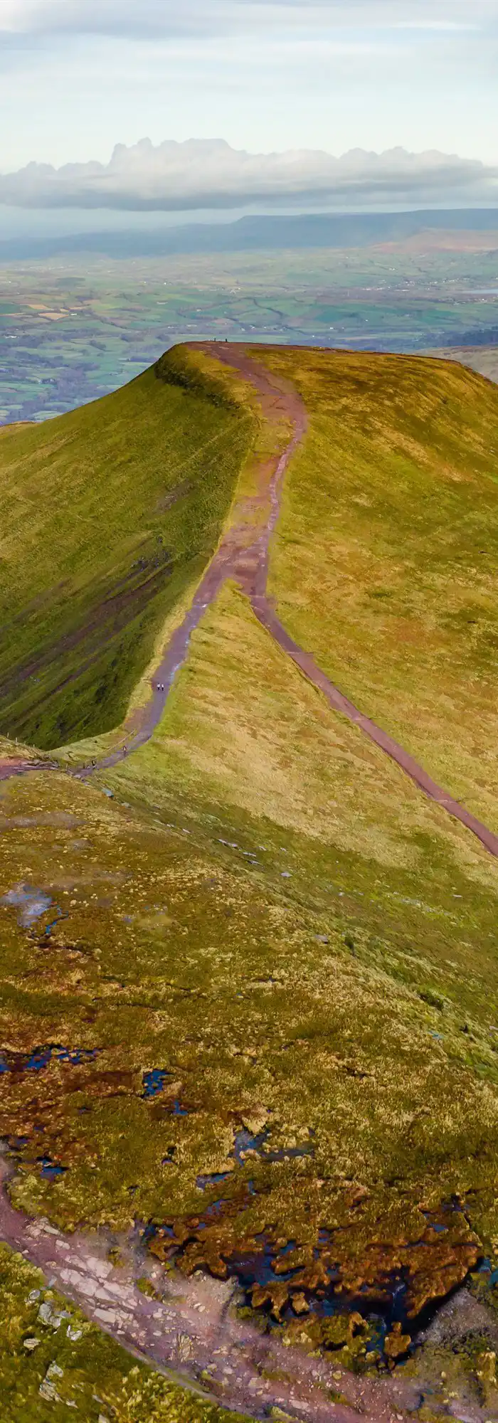 20+ all year round campsites in the Brecon Beacons top sites!