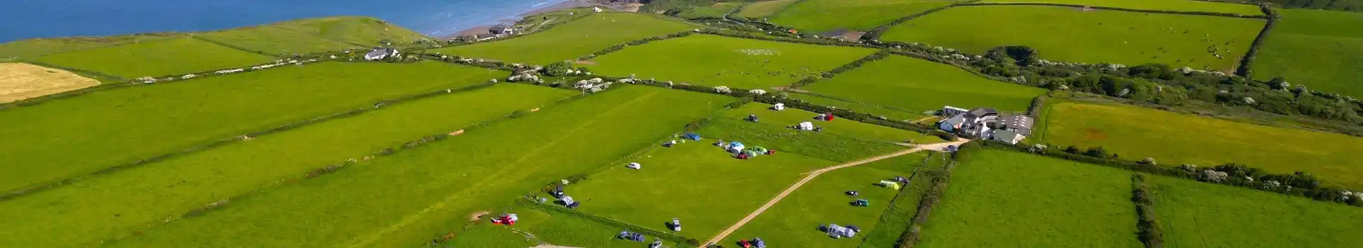 Small campsites near the beach