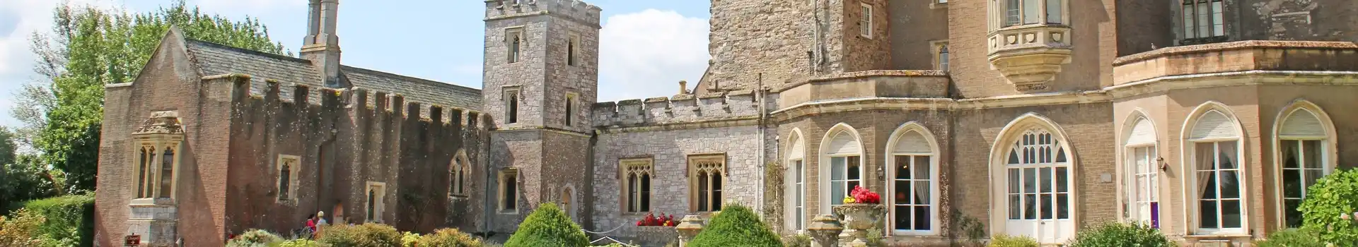 Campsites near Powderham Castle