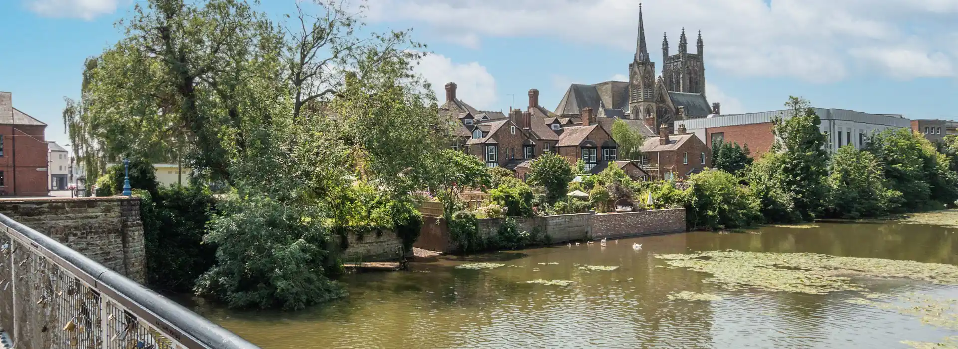 All year round campsites in Warwickshire