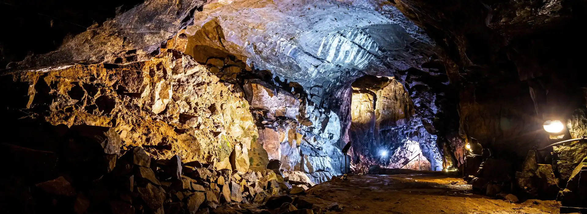 Campsites near Blue John Cavern