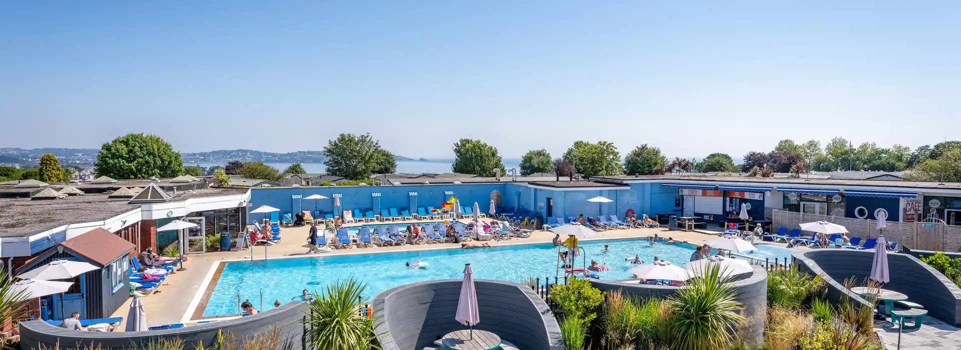 Campsites with swimming pools in Devon and Dorset