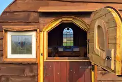 Jemima Puddle-Duck shepherds hut pod