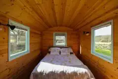 Shepherds hut with hot tub interior